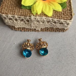 🌼5 for $25🌼 Crown Earrings